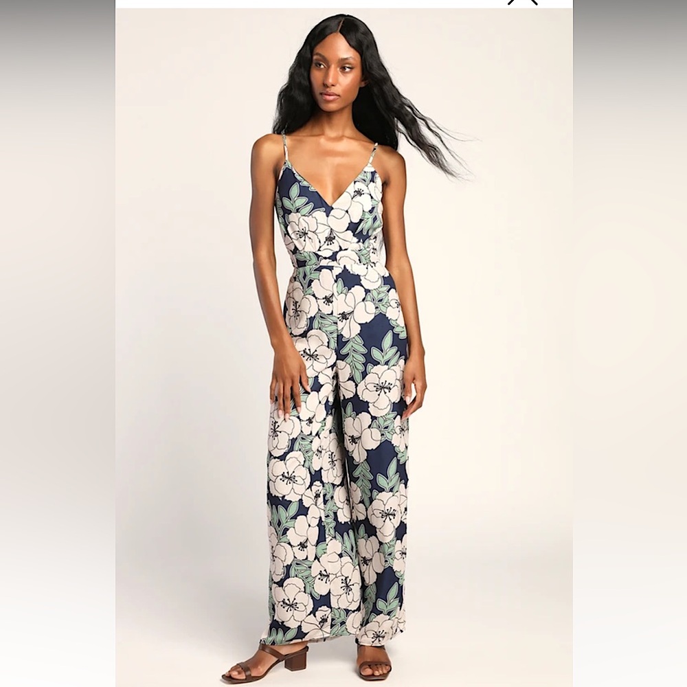 Lulu’s NWT Floral Romper - Picture 2 of 9